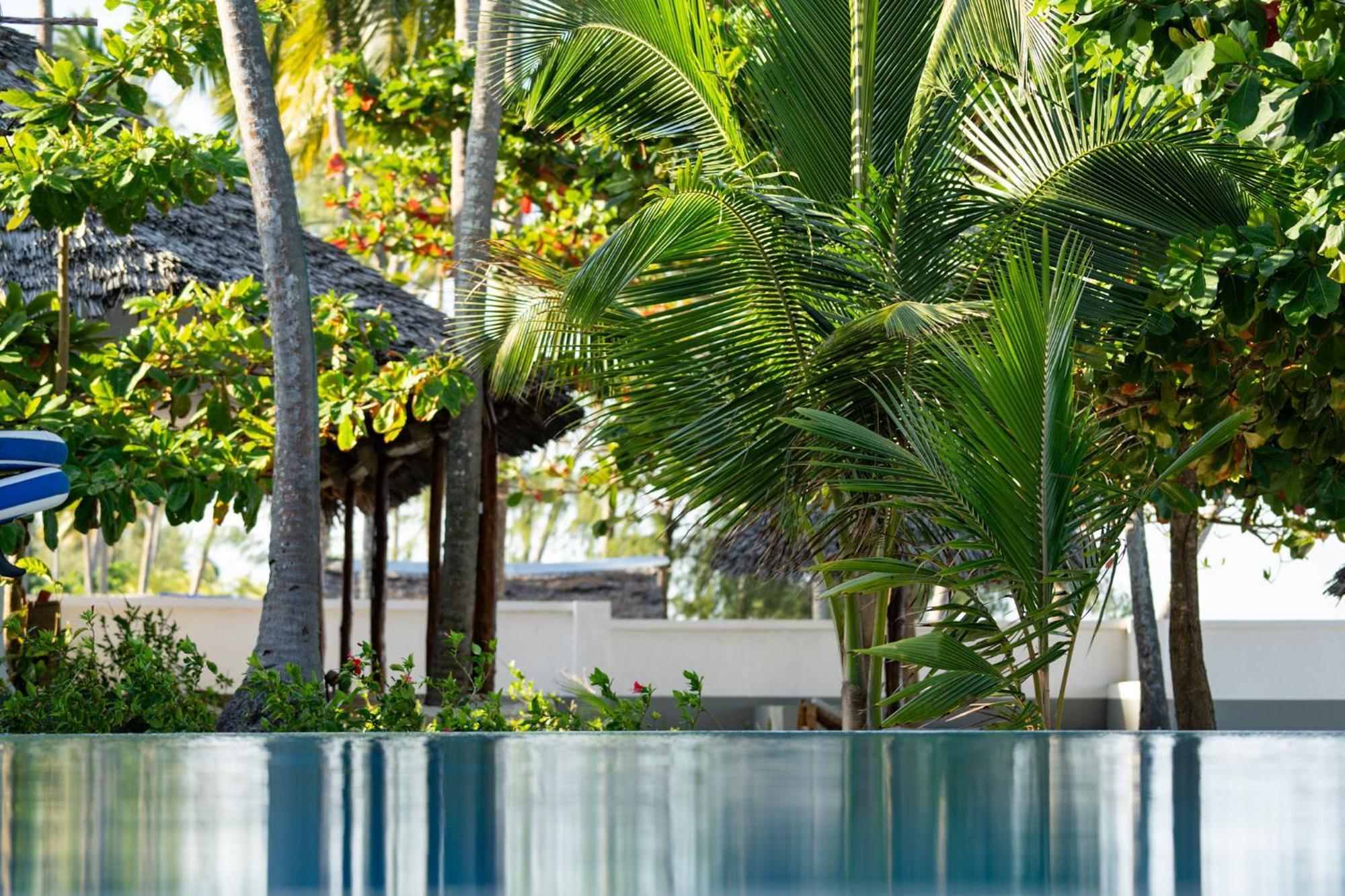Manolo Beach Resort Уроа Екстер'єр фото