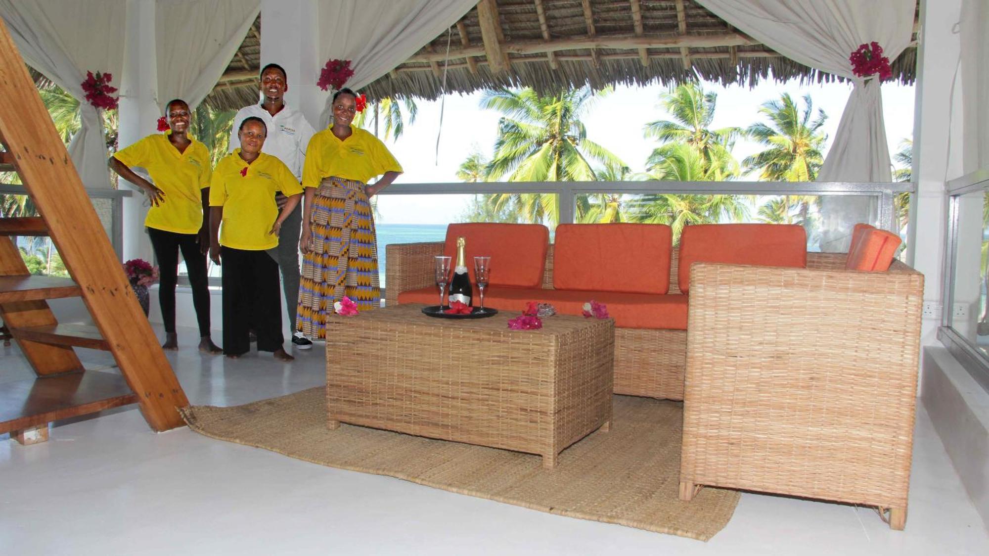 Manolo Beach Resort Уроа Екстер'єр фото