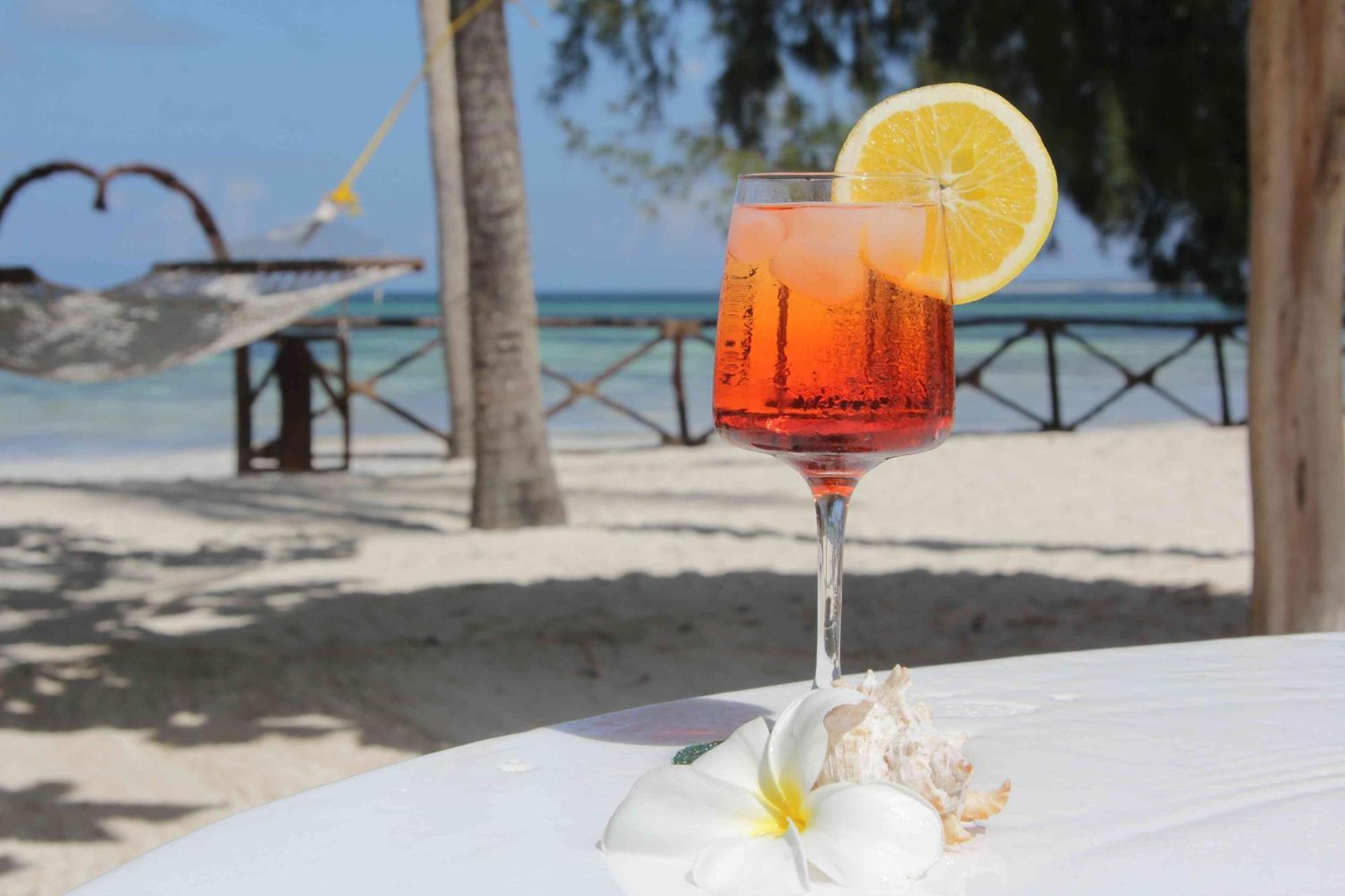 Manolo Beach Resort Уроа Екстер'єр фото