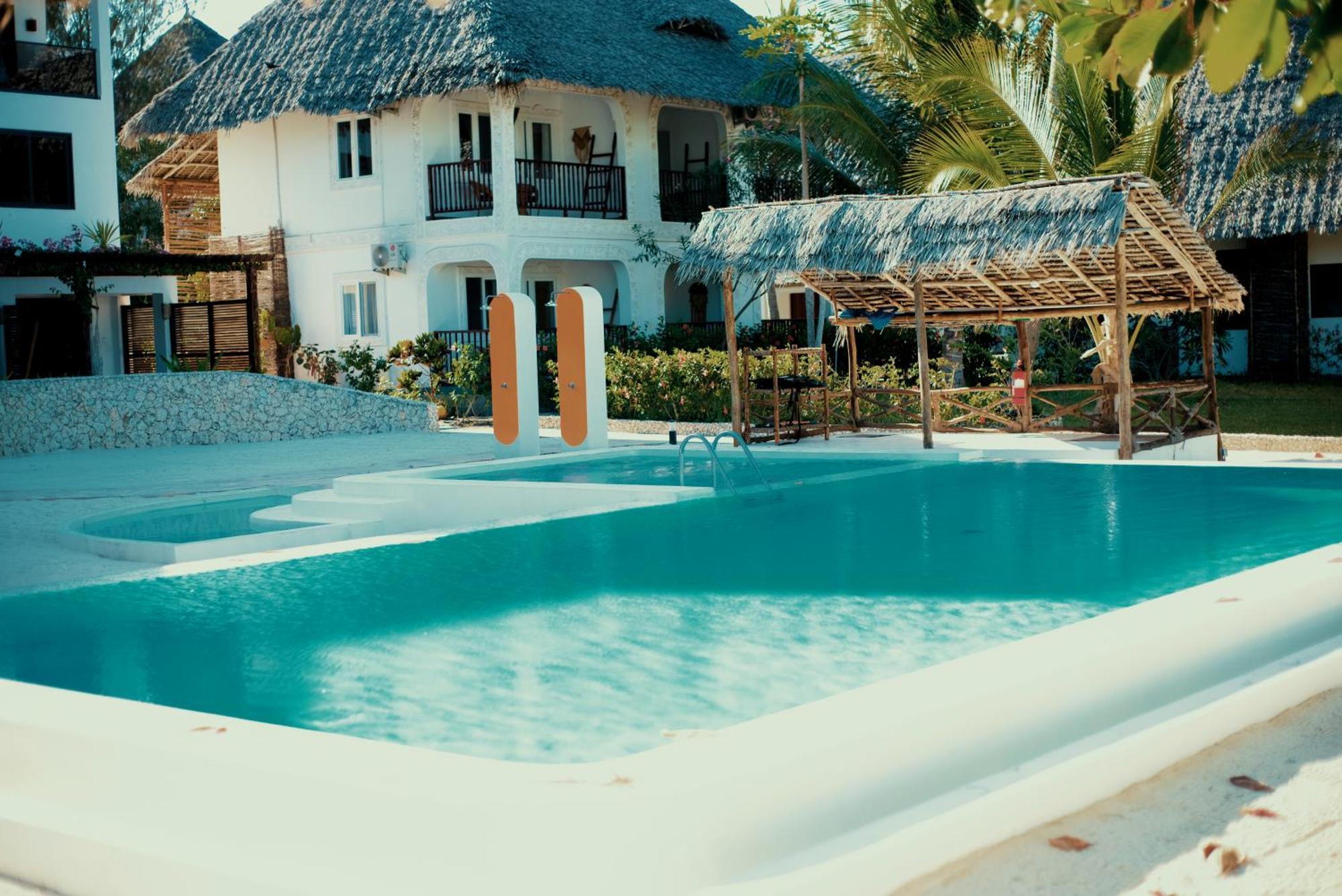 Manolo Beach Resort Уроа Екстер'єр фото